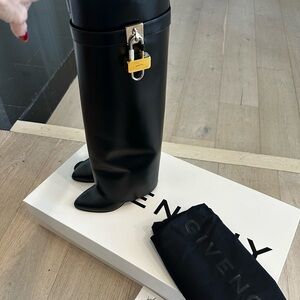 Givenchy Shark Lock Boots-SZ 7